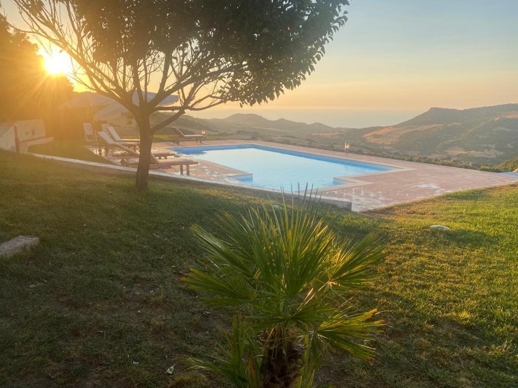 Villa Infinity Tergu Екстериор снимка