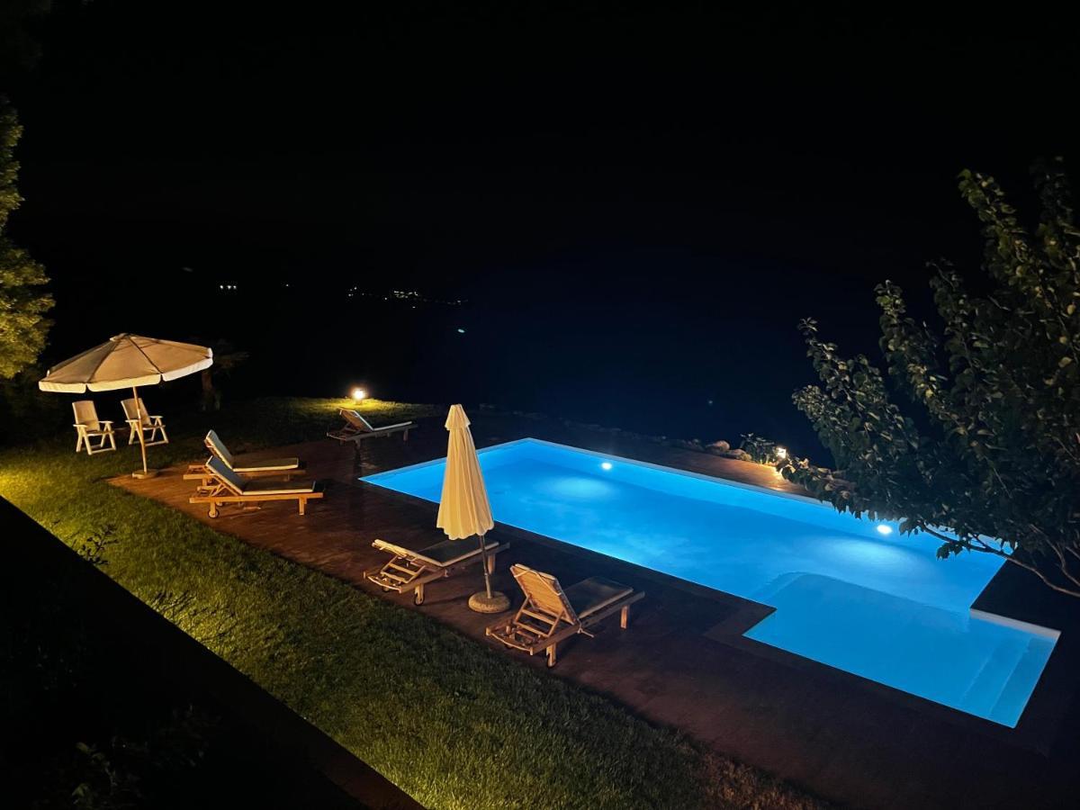 Villa Infinity Tergu Екстериор снимка